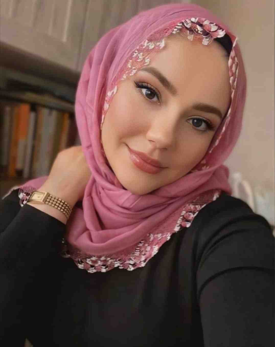 Dirim Başarıyı Elde Etmiş Kadın Escort Zeynep