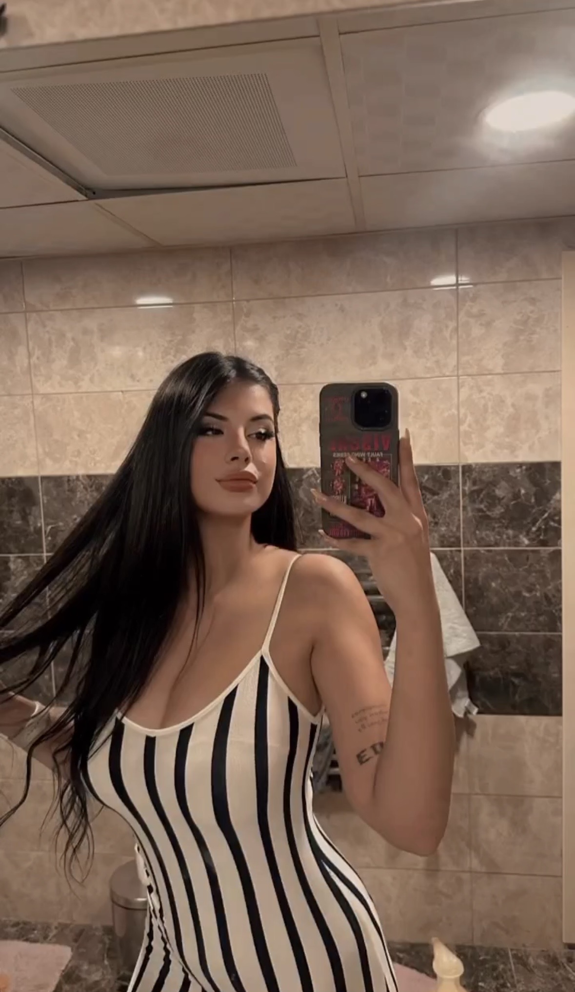 Meşeli Kendine Güvenen Kadın Escort Bayan İdil