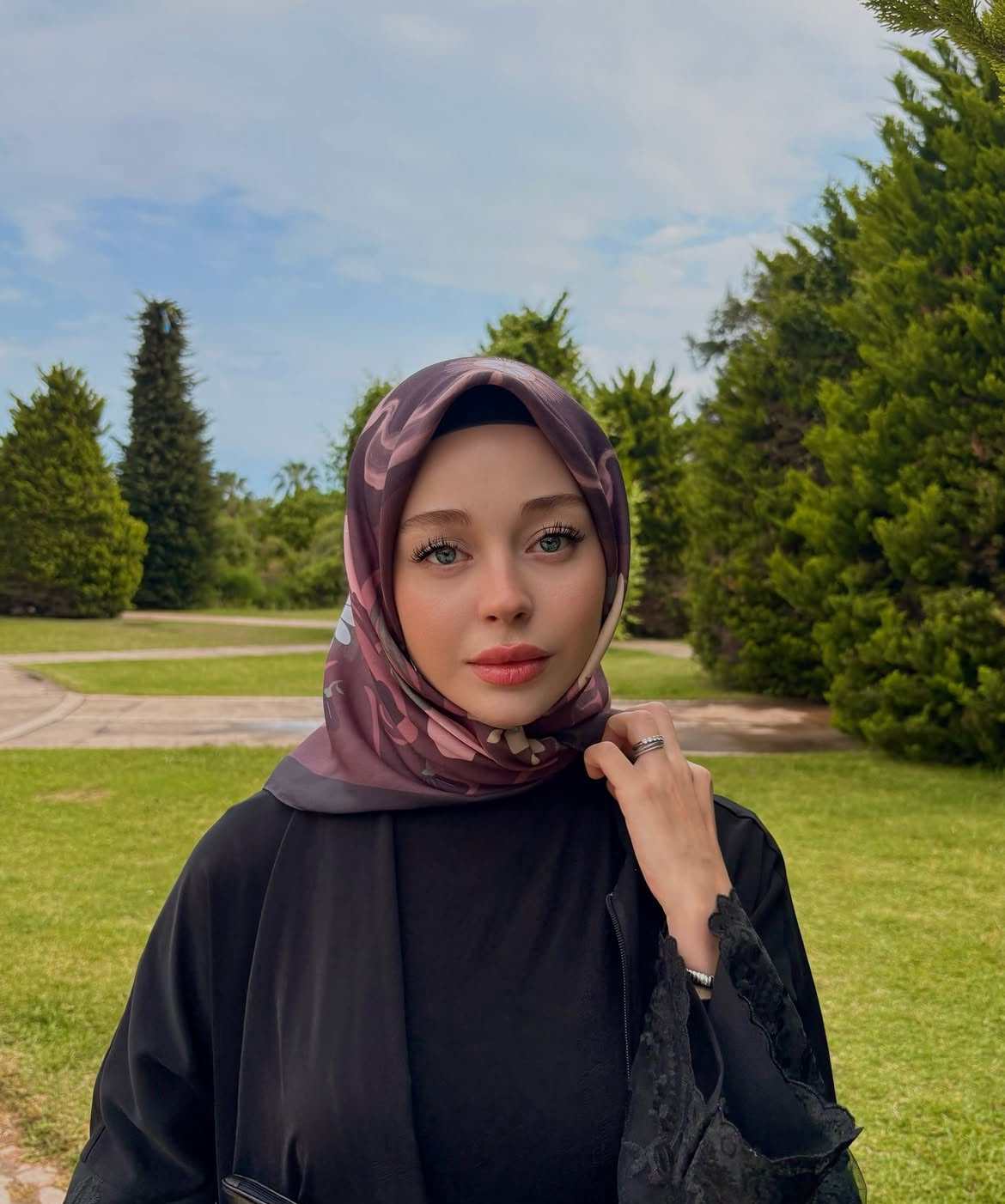 Yurtderi Daha Güzel Bir Gelecek Escort Bayan Şirin